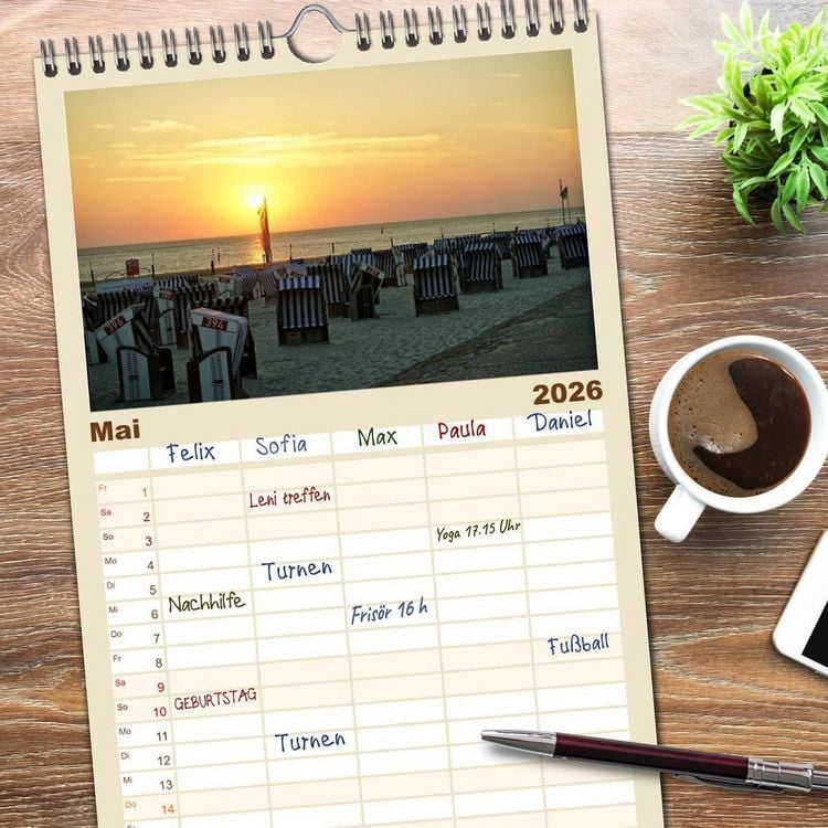 Produktbild: Familienplaner 2026 - Norderney - von barfu&szlig; bis Lackschuh mit 5 Spalten (Wandkalender, 21 x 45 cm) CALVENDO
