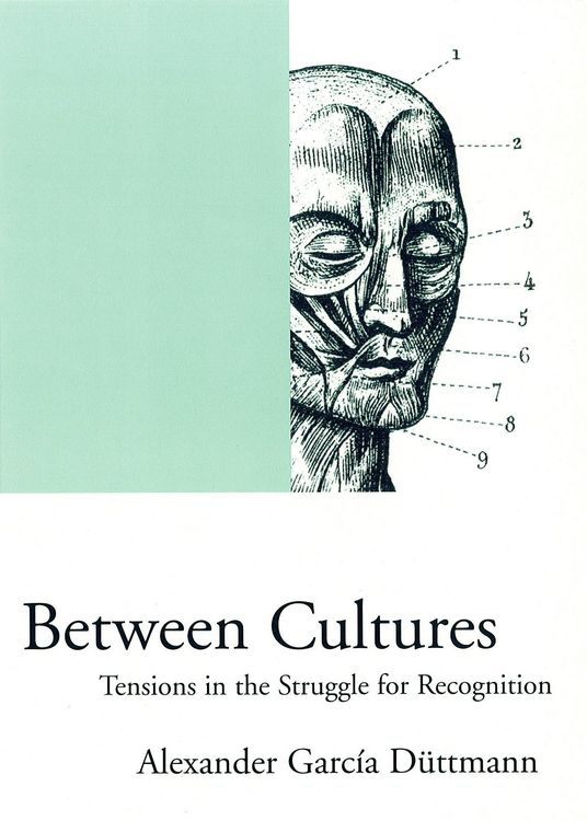 Produktbild: Between Cultures