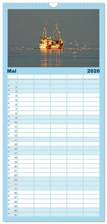 Produktbild: Familienplaner 2026 - Maritime Augenblicke - Fischkutter mit 5 Spalten (Wandkalender, 21 x 45 cm) CALVENDO