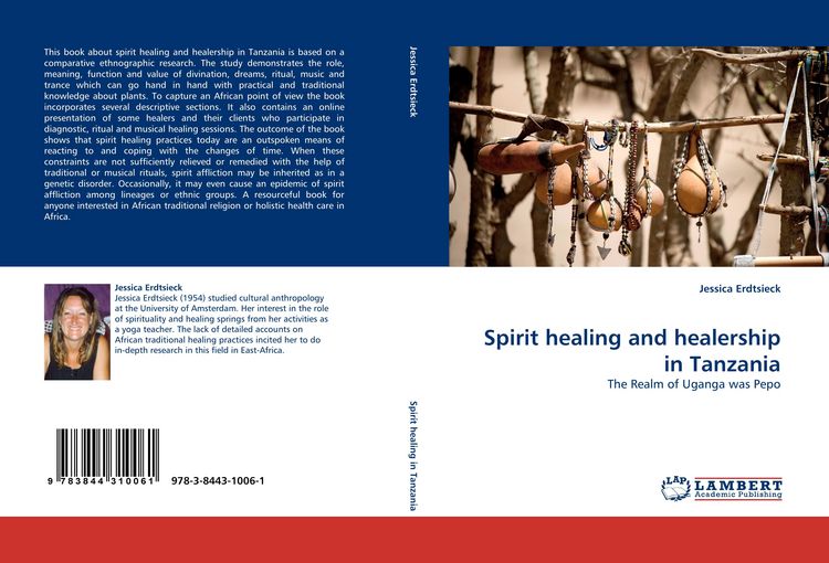 Produktbild: Spirit healing and healership in Tanzania
