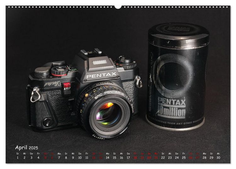 Produktbild: Legend&auml;re Kameras der Marke Pentax (hochwertiger Premium Wandkalender 2025 DIN A2 quer), Kunstdruck in Hochglanz