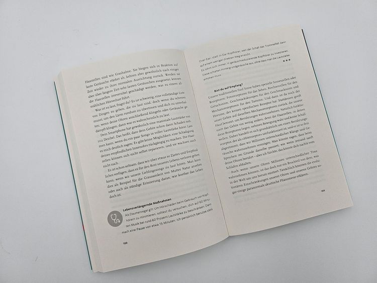 Produktbild: This Book May Save Your Life