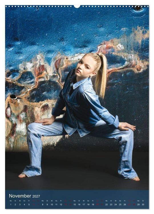 Produktbild: Hailie - Blond in Jeans (Wandkalender 2027 DIN A2 hoch), CALVENDO Monatskalender