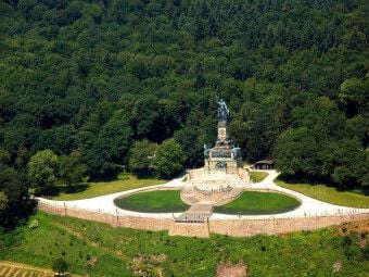 Produktbild: CALVENDO Puzzle Niederwald-Denkmal bei R&uuml;desheim | 1000 Teile Lege-Gr&ouml;&szlig;e 64x48cm Foto-Puzzle f&uuml;r gl&uuml;ckliche Stunden