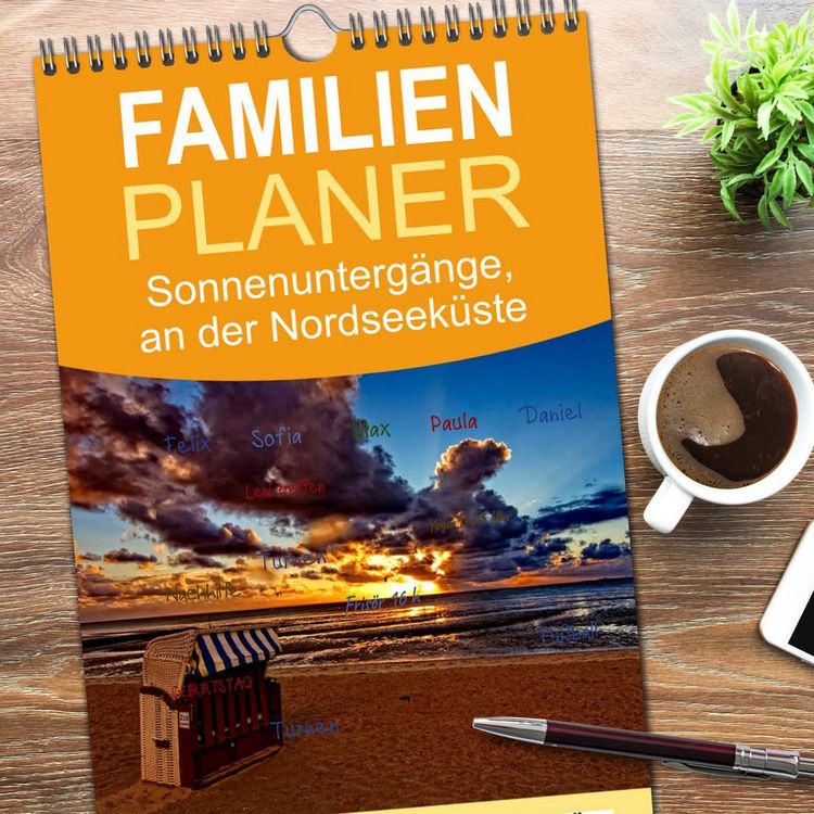 Produktbild: Familienplaner 2026 - Sonnenunterg&auml;nge, an der Nordseek&uuml;ste vor Cuxhaven mit 5 Spalten (Wandkalender, 21 x 45 cm) CALVENDO