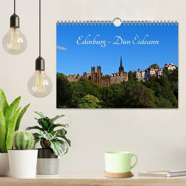 Produktbild: Edinburgh - D&ugrave;n &Egrave;ideann (Wandkalender 2026 DIN A4 quer), CALVENDO Monatskalender