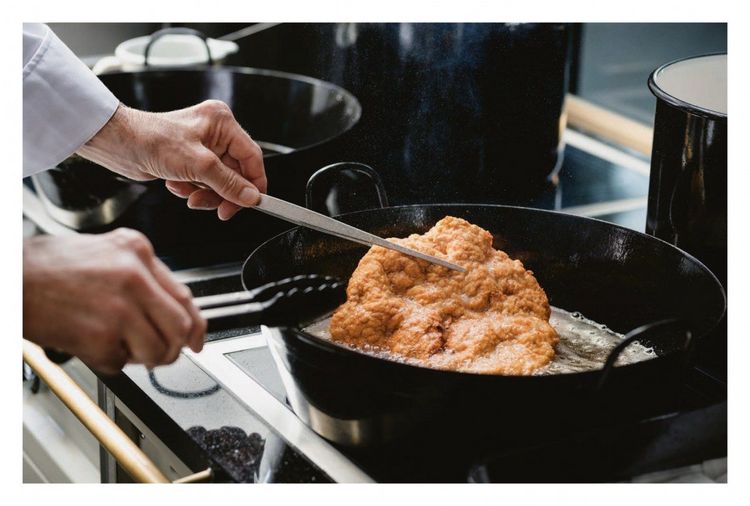 Produktbild: The Wiener Schnitzel Love Book!