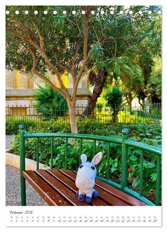 Produktbild: Schorschi auf Reisen ein kleiner Esel unterwegs auf der Insel Malta (Tischkalender 2026 DIN A5 hoch), CALVENDO Monatskalender