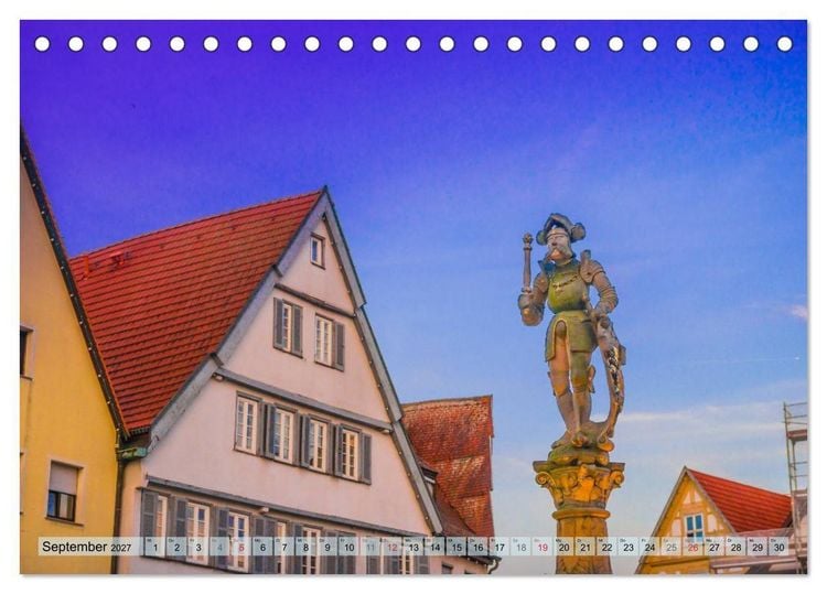 Produktbild: Leonberg - Altstadt in Abendstimmung (Tischkalender 2027 DIN A5 quer), CALVENDO Monatskalender