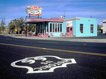 Produktbild: CALVENDO Puzzle Mr. D'z, Route 66 Diner, Kingman, Arizona | 1000 Teile Lege-Gr&ouml;&szlig;e 64x48cm Foto-Puzzle f&uuml;r gl&uuml;ckliche Stunden