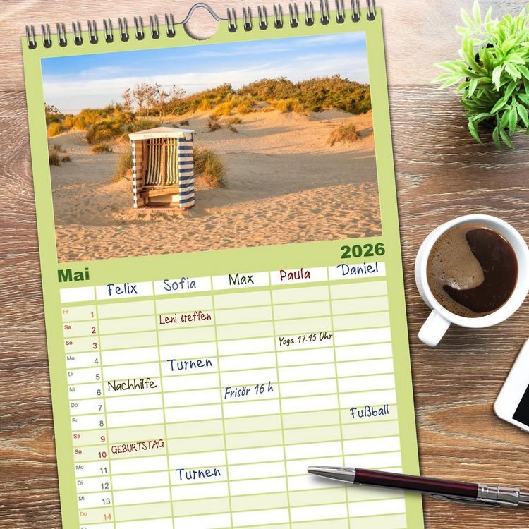 Produktbild: Familienplaner 2026 - Meine Insel Borkum mit 5 Spalten (Wandkalender, 21 x 45 cm) CALVENDO