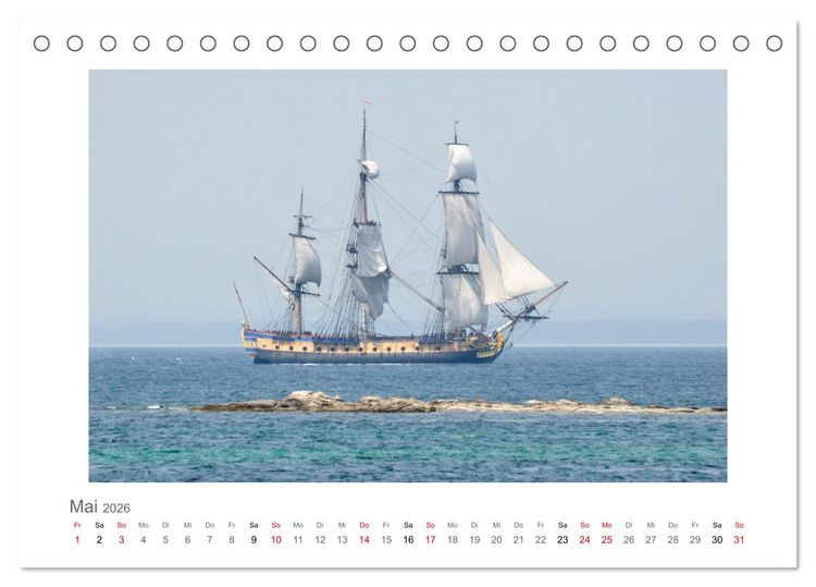 Produktbild: Bretagne - unterwegs mit Julia Hahn (Tischkalender 2026 DIN A5 quer), CALVENDO Monatskalender