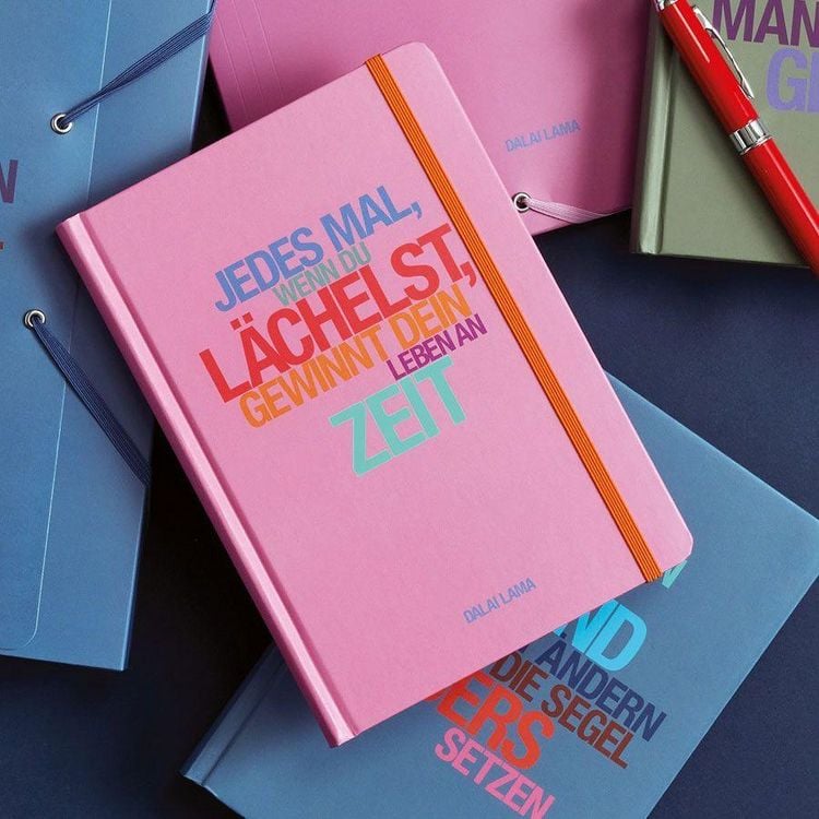 Produktbild: Notizbuch A5 Hardcover Dalai Lama, L&auml;chelst