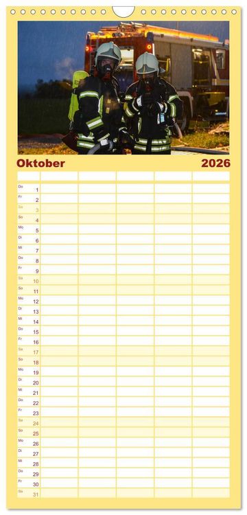 Produktbild: Familienplaner 2026 - FEUERWEHR IM EINSATZ mit 5 Spalten (Wandkalender, 21 x 45 cm) CALVENDO