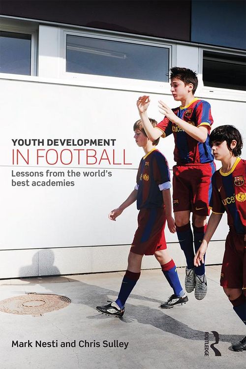Produktbild: Youth Development in Football