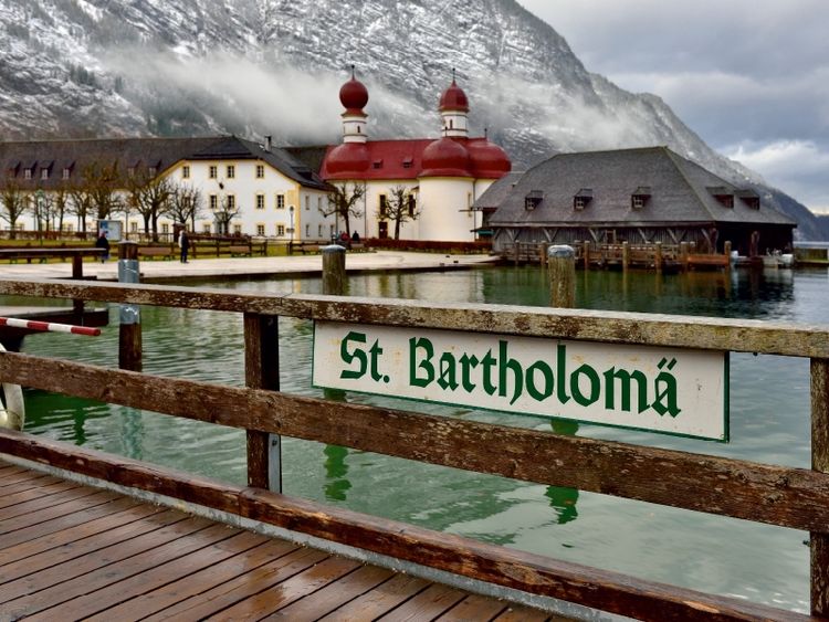 Produktbild: CALVENDO Puzzle Schiffsanleger in St. Bartholom&auml; 1000 Teile Puzzle quer | 1000 Teile Lege-Gr&ouml;&szlig;e 64 &times; 48 cm Foto-Puzzle f&uuml;r gl&uuml;ckliche Stunden