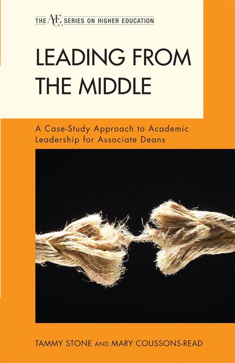 Produktbild: Leading from the Middle