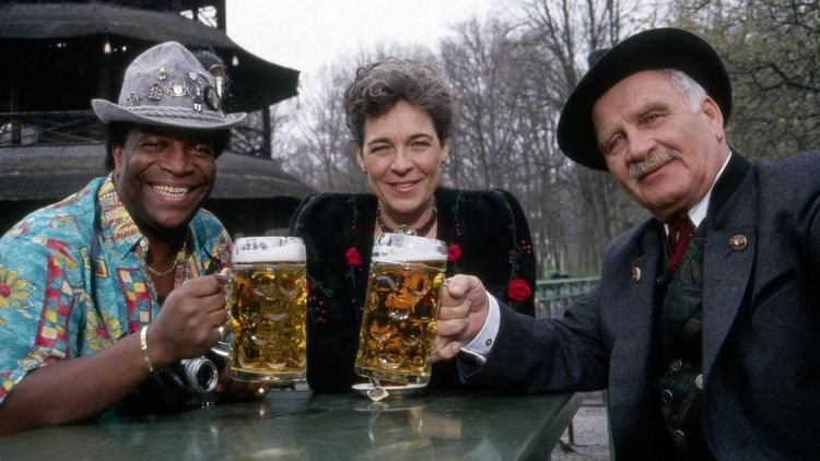 Produktbild: Peter und Gerda Steiner pr&auml;sentieren: Die Heimatmelodie - Staffel 2 (Unterwegs) [5 DVDs]