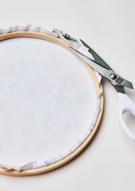 Produktbild: Diamond Painting DIY-Set, Bild auf Leinwand, Funkelnder Blumenkranz // &Oslash; 20 cm. 14-teilig
