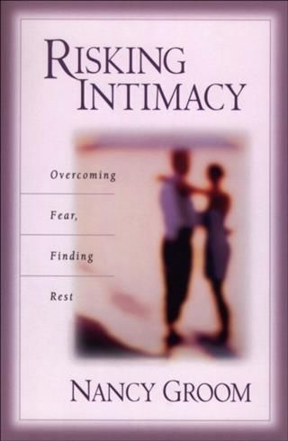 Produktbild: Risking Intimacy