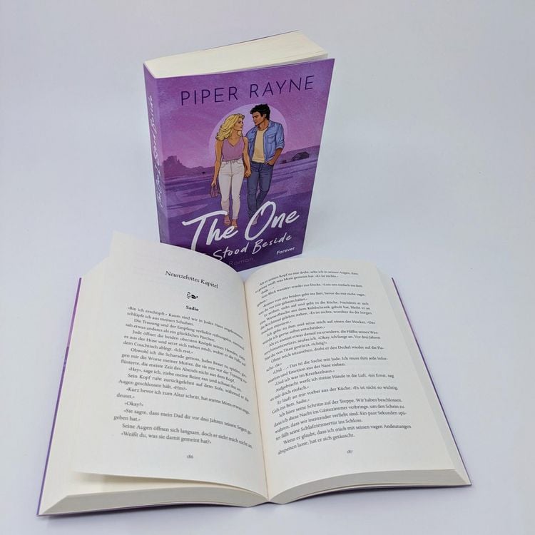 Produktbild: The One I Stood Beside