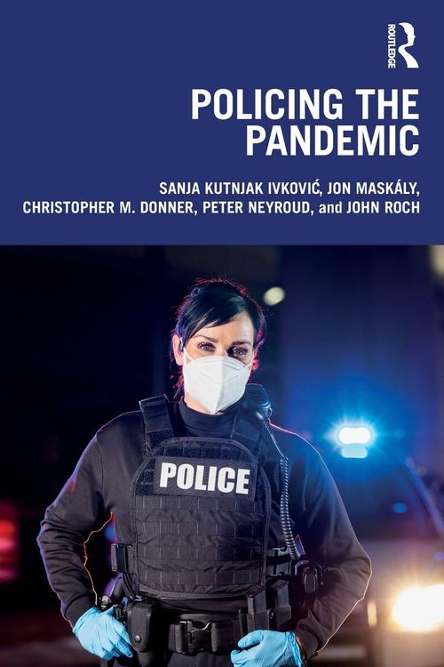 Produktbild: Policing the Pandemic