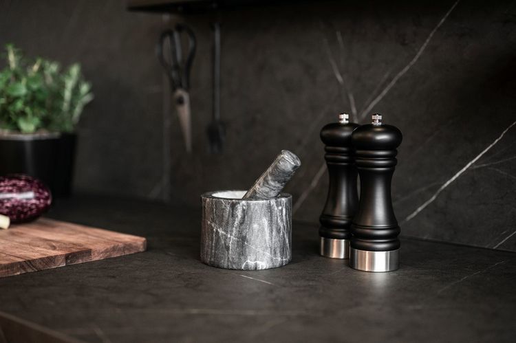 Produktbild: M&ouml;rser Marmor, mit passendem St&ouml;&szlig;el