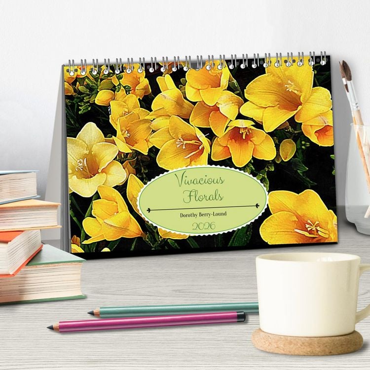 Produktbild: Vivacious Florals (Desk Calendar 2026 DIN A5 landscape), CALVENDO 12 Month DeskCalendar