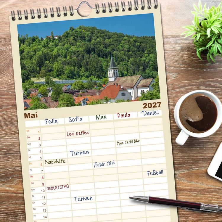 Produktbild: Familienplaner 2027 - HEGAUBERGE mit 5 Spalten (Wandkalender, 21 x 45 cm) CALVENDO