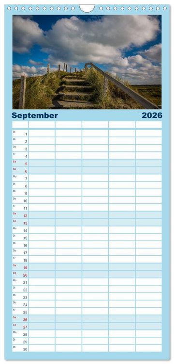 Produktbild: Familienplaner 2026 - Langeoog &ndash; Ein Herbst auf der Insel des Lebens mit 5 Spalten (Wandkalender, 21 x 45 cm) CALVENDO