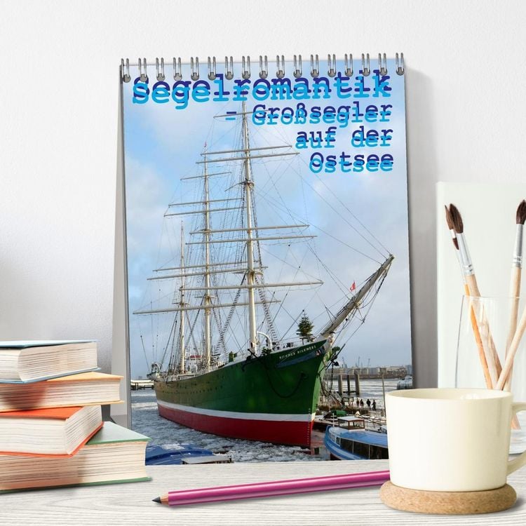 Produktbild: Segelromantik - Gro&szlig;segler auf der Ostsee (Tischkalender 2026 DIN A5 hoch), CALVENDO Monatskalender
