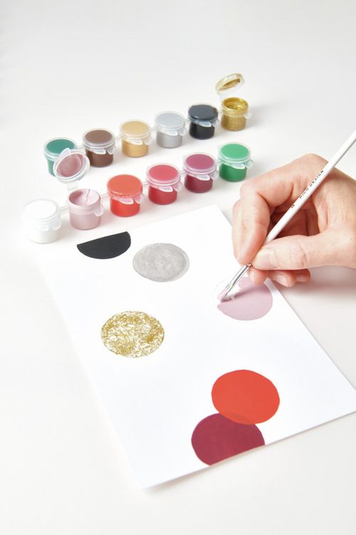 Produktbild: Acrylini Pods Festive Set, 12 Farben, je 3,5 ml