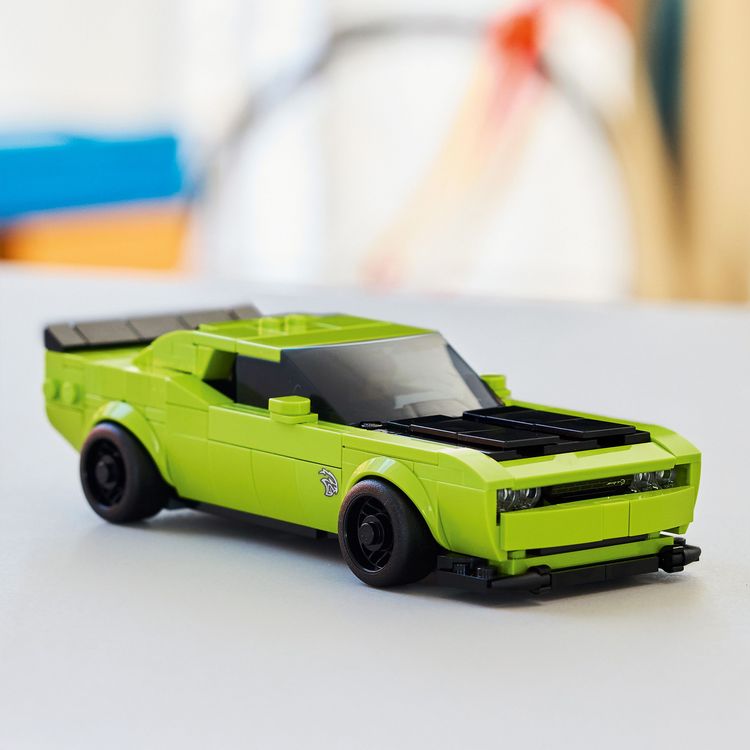 Produktbild: LEGO Speed Champions Dodge Challenger SRT Hellcat Sportwagen 77237