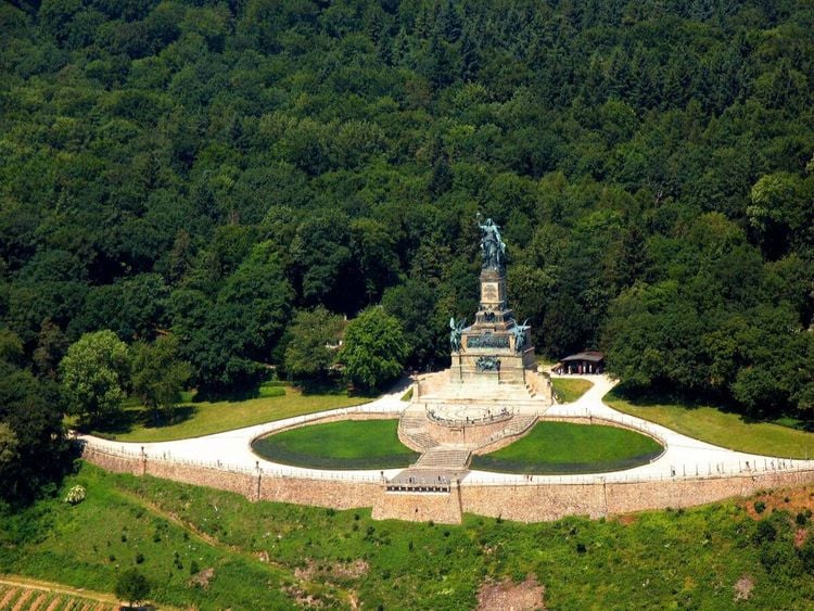 Produktbild: CALVENDO Puzzle Niederwald-Denkmal bei R&uuml;desheim | 1000 Teile Lege-Gr&ouml;&szlig;e 64x48cm Foto-Puzzle f&uuml;r gl&uuml;ckliche Stunden