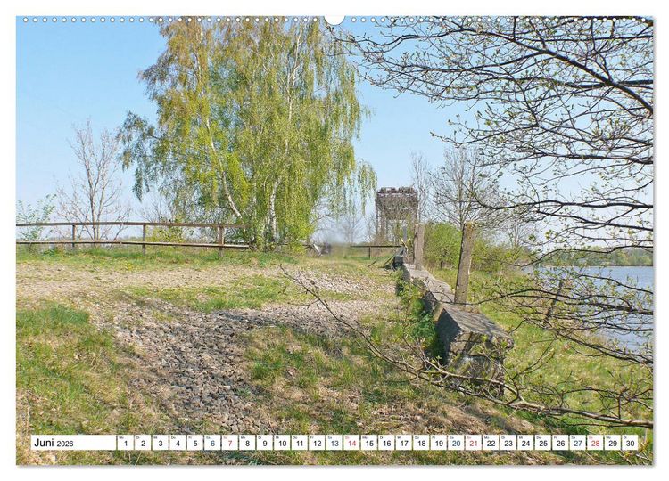 Produktbild: Die Karniner Bahn - Wiederaufbau vor dem Verkehrskollaps? (Wandkalender 2026 DIN A2 quer), CALVENDO Monatskalender