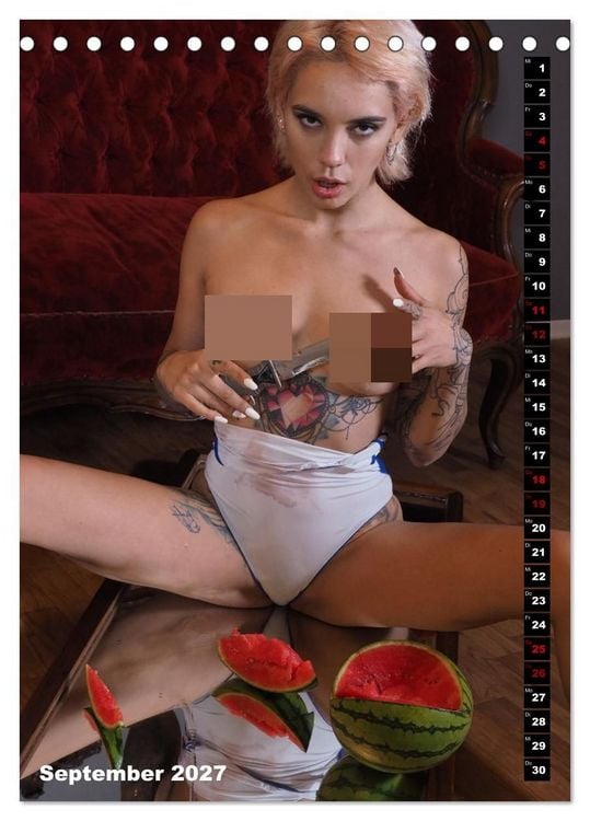 Produktbild: TATTOO TARTS - Inked Killer Babes (Tischkalender 2027 DIN A5 hoch), CALVENDO Monatskalender
