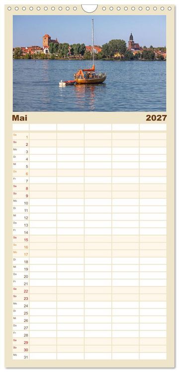 Produktbild: Familienplaner 2027 - Zwischen See und Himmel - Waren (M&uuml;ritz) im Wandel der Jahreszeiten mit 5 Spalten (Wandkalender, 21 x 45 cm) CALVENDO