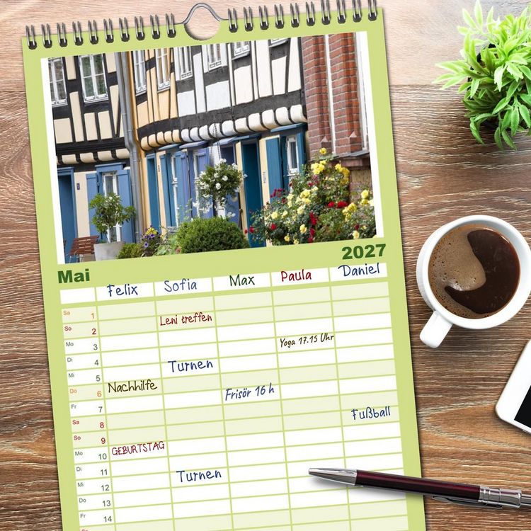 Produktbild: Familienplaner 2027 - Stralsund - Momente einer Reise mit 5 Spalten (Wandkalender, 21 x 45 cm) CALVENDO