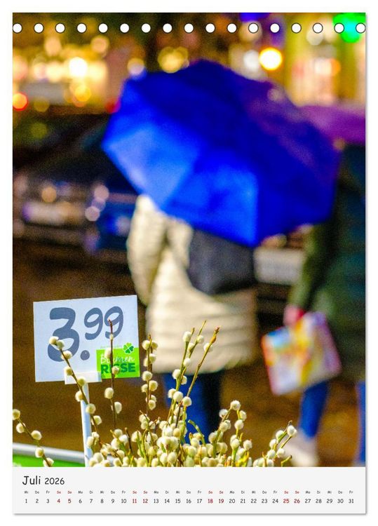Produktbild: Sch&uuml;tzende Schirme - Auch bei Regen kann das Leben bunt sein (Tischkalender 2026 DIN A5 hoch), CALVENDO Monatskalender
