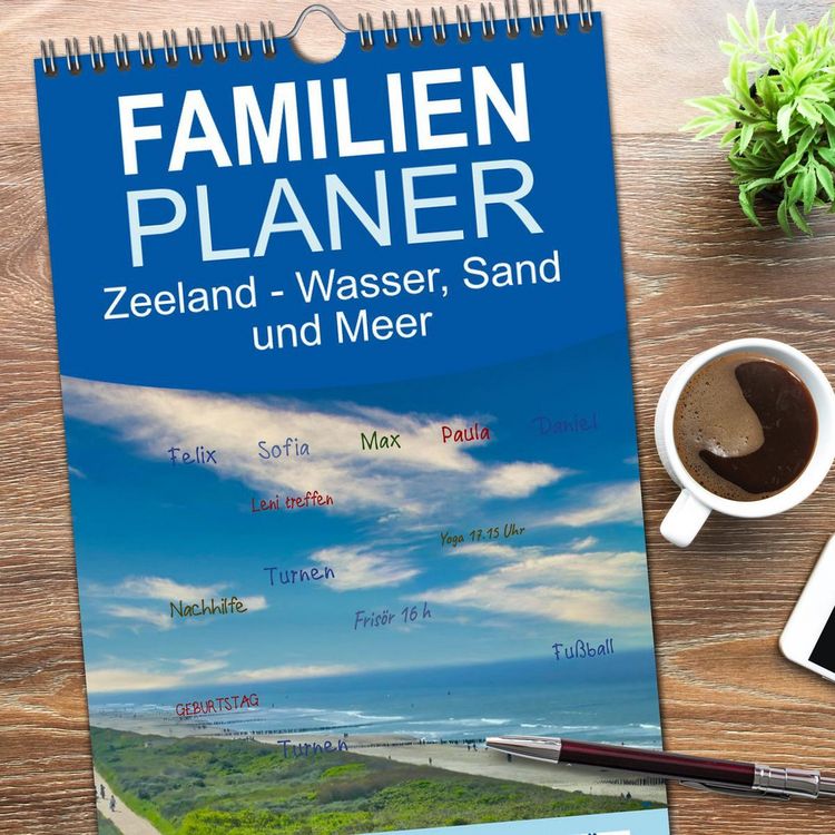 Produktbild: Familienplaner 2026 - Zeeland - Wasser, Sand und Meer mit 5 Spalten (Wandkalender, 21 x 45 cm) CALVENDO