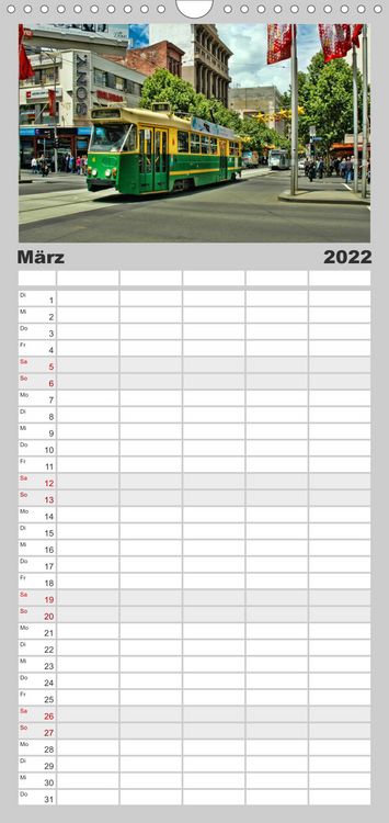 Produktbild: Durch die Welt mit der Stra&szlig;enbahn - Familienplaner hoch (Wandkalender 2022 , 21 cm x 45 cm, hoch)