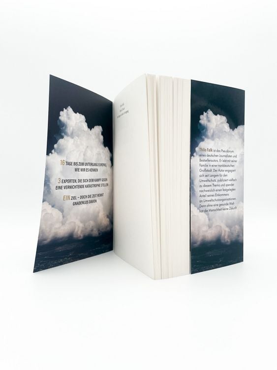 Produktbild: Dark Clouds