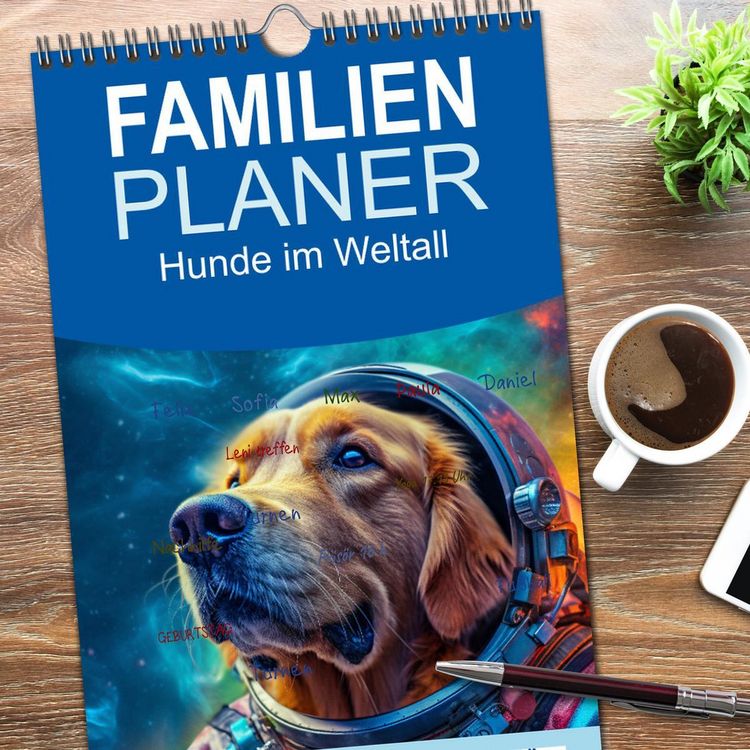 Produktbild: Familienplaner 2026 - Hunde im Weltall mit 5 Spalten (Wandkalender, 21 x 45 cm) CALVENDO