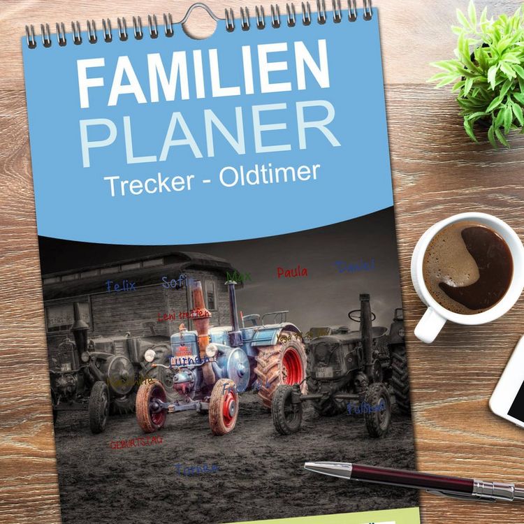 Produktbild: Familienplaner 2026 - Trecker - Oldtimer mit 5 Spalten (Wandkalender, 21 x 45 cm) CALVENDO