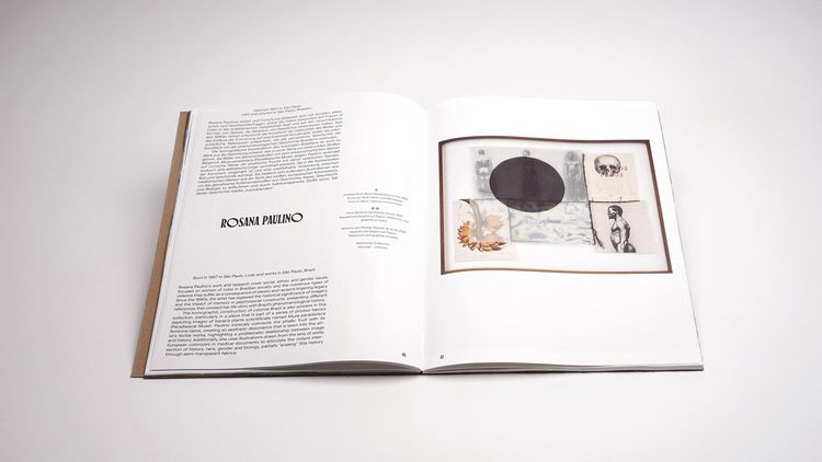 Produktbild: Rooted. Brasilianische K&uuml;nstlerinnen / Female Brazilian Artists