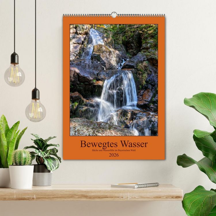 Produktbild: Bewegtes Wasser (Wandkalender 2026 DIN A2 hoch), CALVENDO Monatskalender