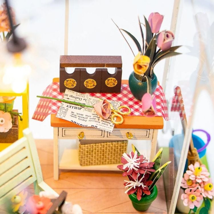 Produktbild: Book Nook DIY B&uuml;cherecke Sonnige Blume