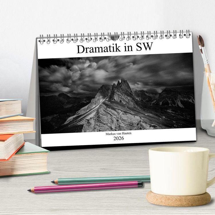 Produktbild: Dramatik in SW (Tischkalender 2026 DIN A5 quer), CALVENDO Monatskalender