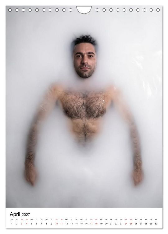 Produktbild: Floating Men - maskuliner K&ouml;rperbau in vollkommener Entspannung (Wandkalender 2027 DIN A4 hoch), CALVENDO Monatskalender