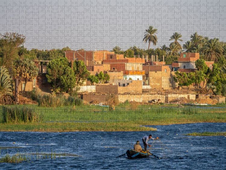 Produktbild: CALVENDO Puzzle Authentisches &Auml;gypten: Zwei Ruderer auf dem Nil vor einem Dorf | 1000 Teile Lege-Gr&ouml;&szlig;e 64x48cm Foto-Puzzle f&uuml;r gl&uuml;ckliche Stunden